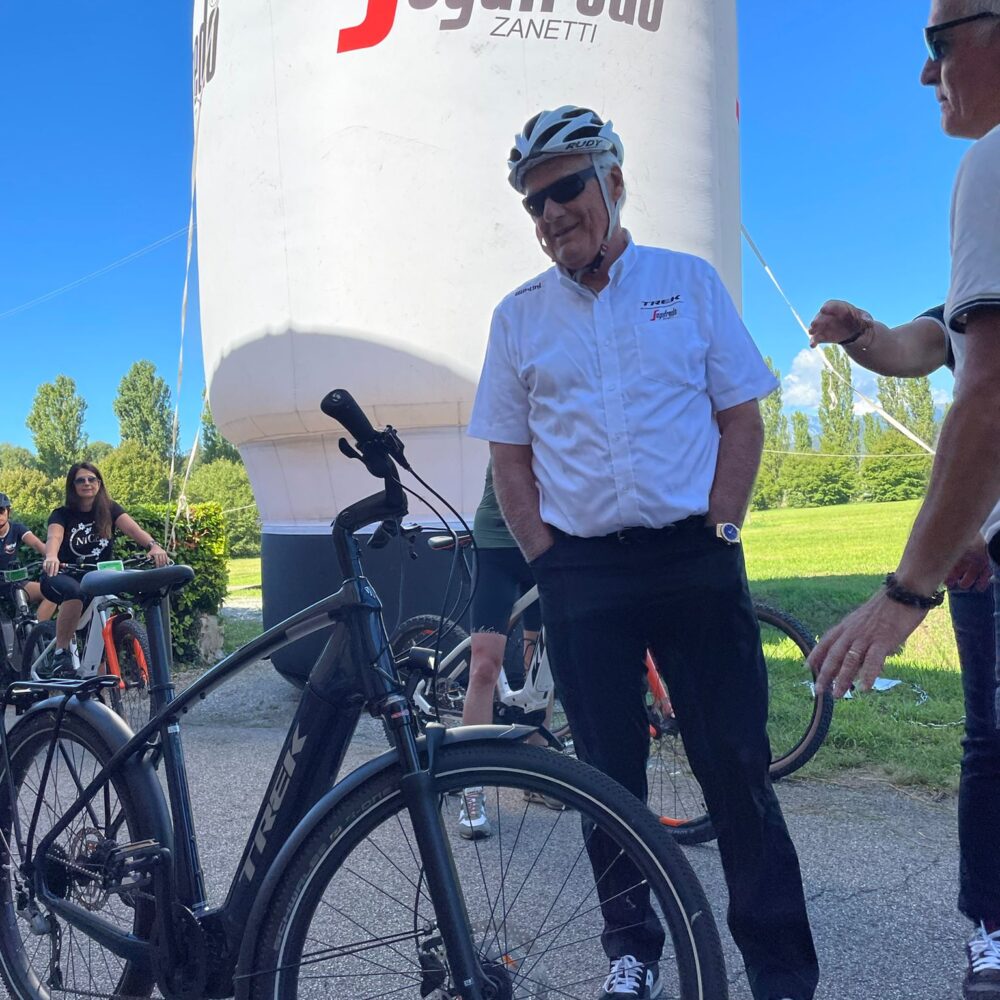 f2074f9e-8214-47eb-9d50-2bc1f6259b17