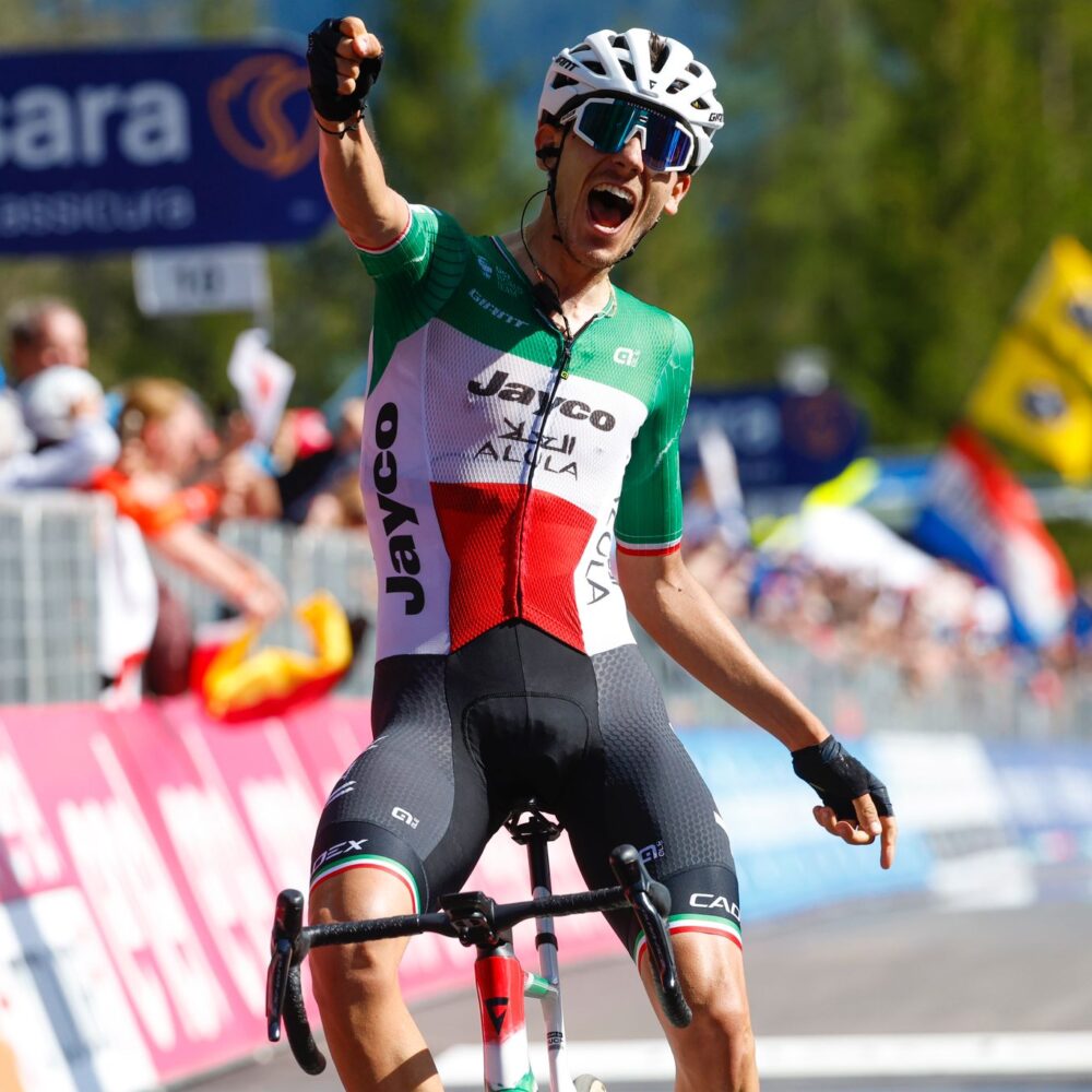 fefbbc96-303a-4758-b9ee-a4f6e60a6925 fefbbc96-303a-4758-b9ee-a4f6e60a6925