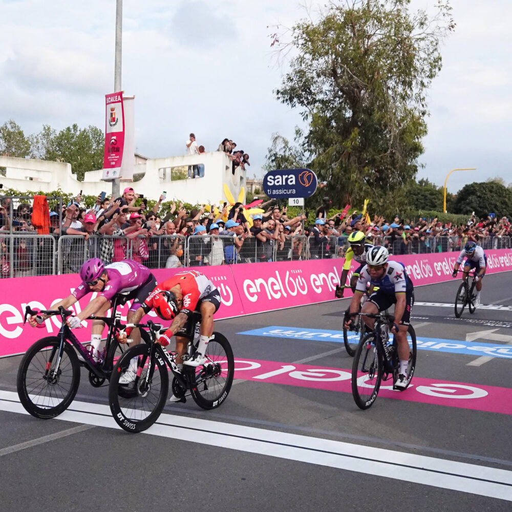 Giro d'Italia 2022 - edizione 105 - Tappa 6 - Da Palmi a Scalea