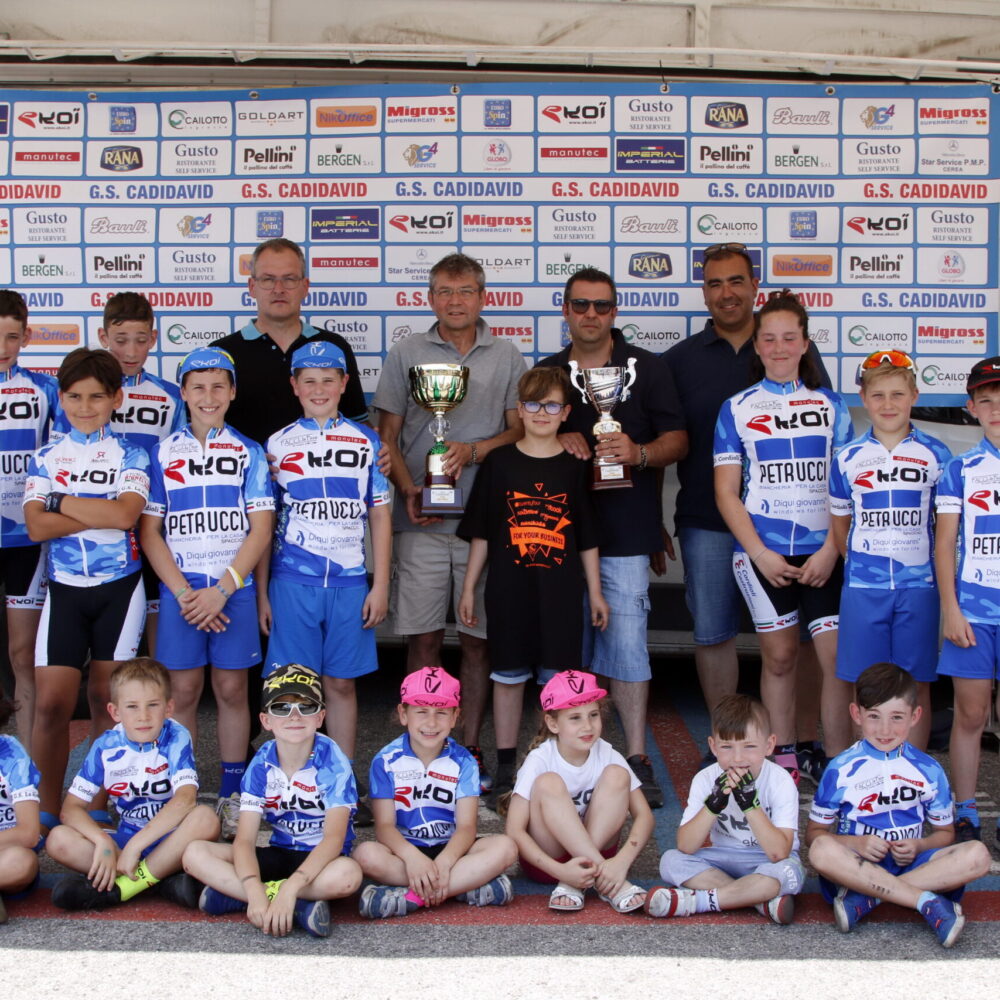 aaac0a70-8fb7-404c-a943-e7e808ad30e6