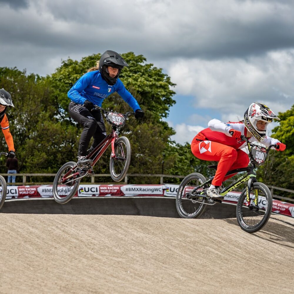 ca39e57c-a607-4f69-8cdf-e94321059937 ca39e57c-a607-4f69-8cdf-e94321059937