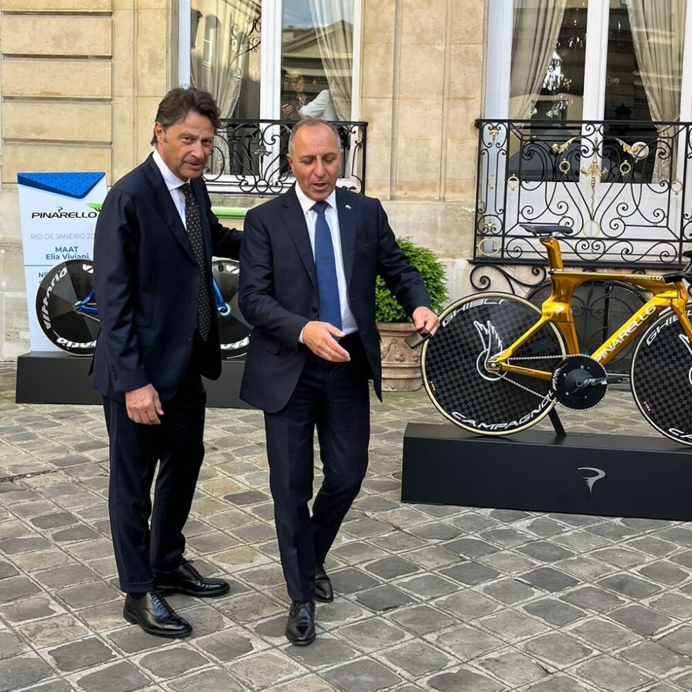 7a5a2a94-3eda-4778-8f7c-ec8433e27ba8 7a5a2a94-3eda-4778-8f7c-ec8433e27ba8