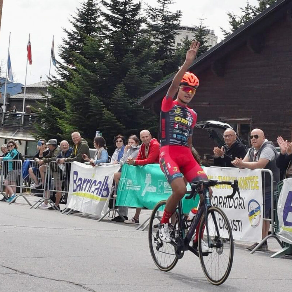 8234d51f-09a2-4a86-b898-9a3cc2d12575