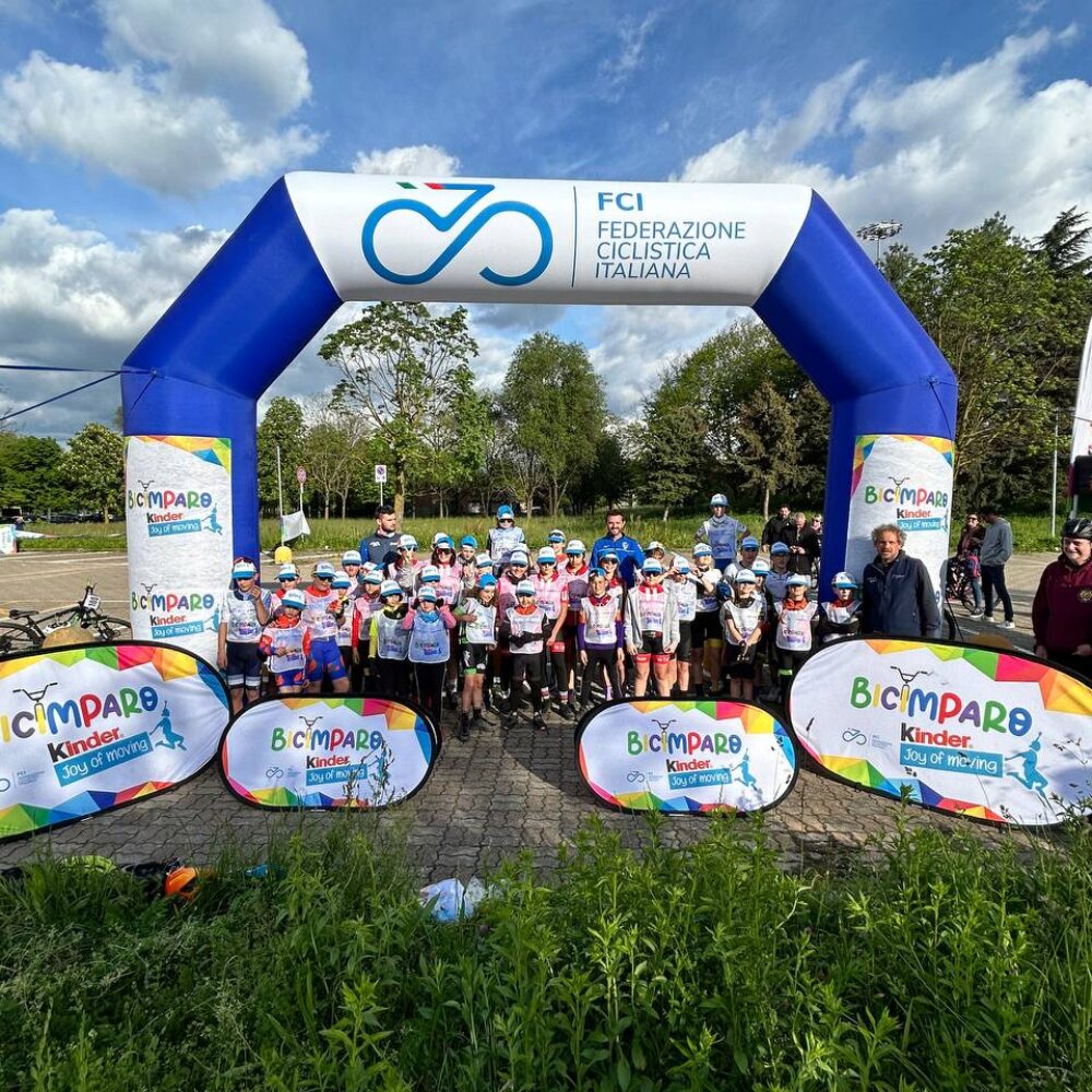 83c7d2f3-1b2d-40a8-825d-6b2ffb27d206