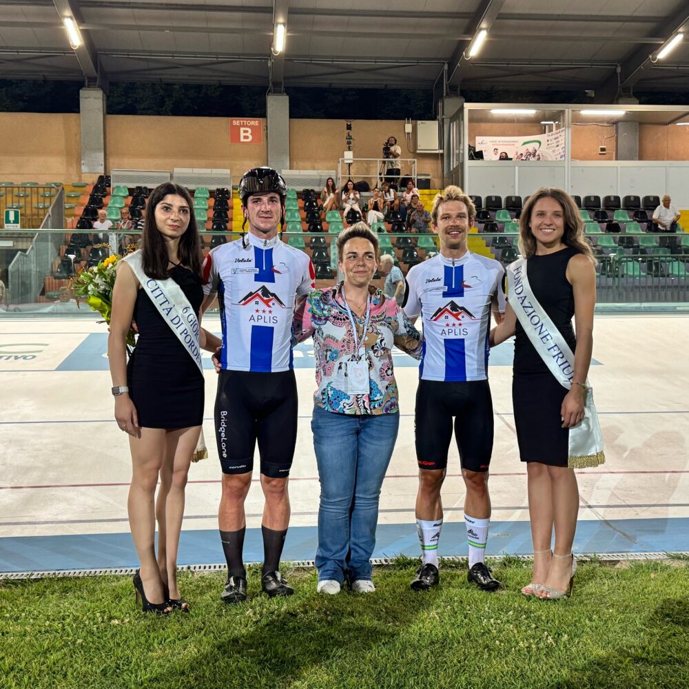 8fe46dac-ca80-4874-8ab2-8f9bb8815f7d