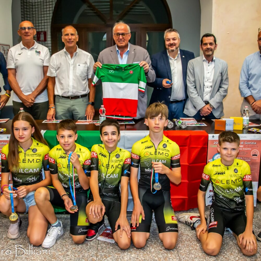 ddf696e9-c2a6-4fb8-b37f-483f6d8889df ddf696e9-c2a6-4fb8-b37f-483f6d8889df