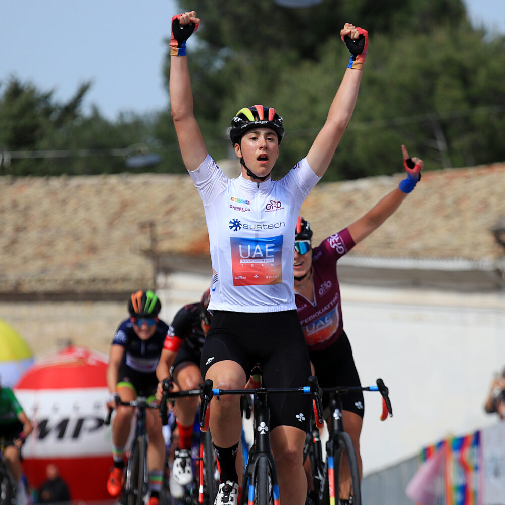 f44c8cf5-69dc-4595-9dee-d9f7978be1a9