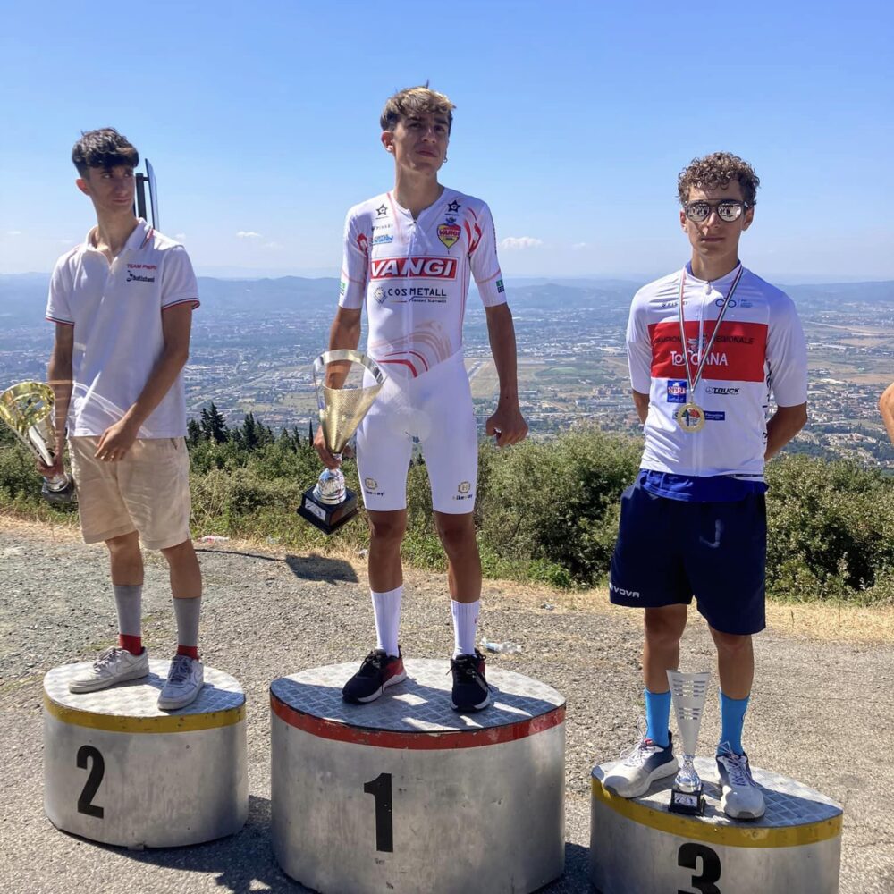 f952e2a9-6d04-4e96-8239-a072eab37405 f952e2a9-6d04-4e96-8239-a072eab37405