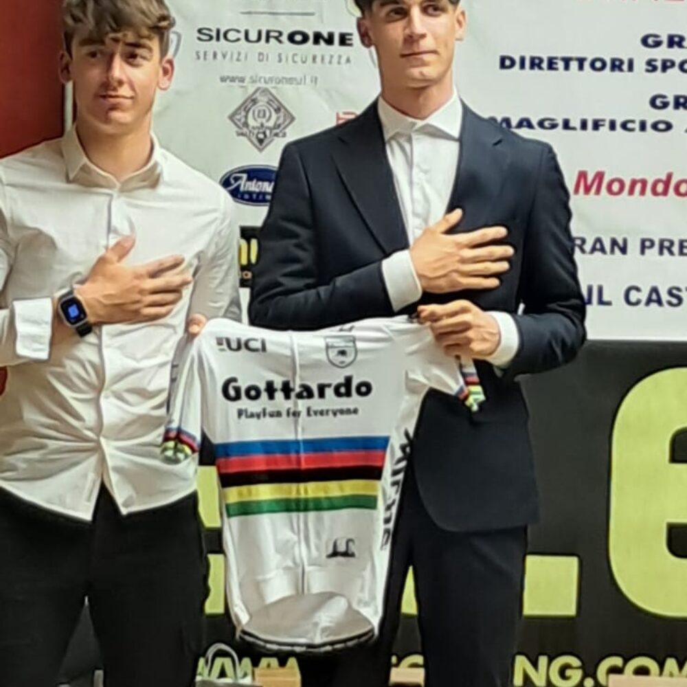 1000059111 1000059111