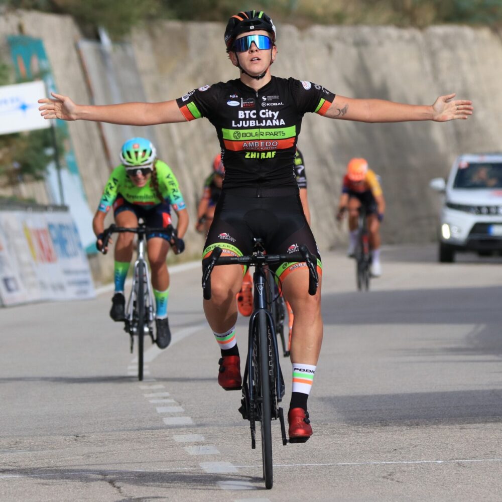 4095edf2-b478-4604-836c-0430e4e80c7f