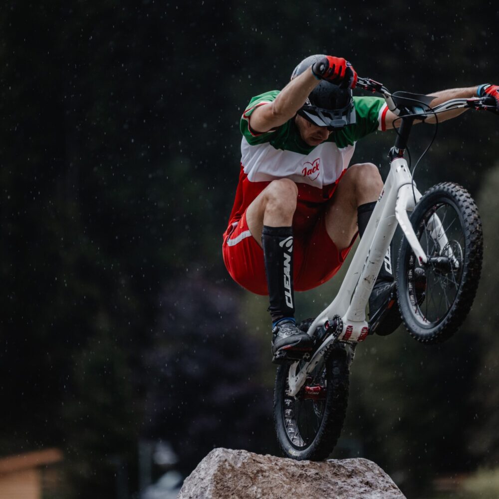 4670a769-3fef-4200-9c4c-7c1ed7725b86