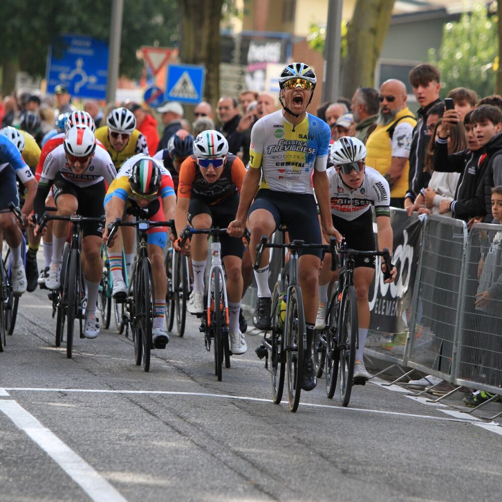 82f91bb5-d2bc-48f7-b9b8-52ef92167780 82f91bb5-d2bc-48f7-b9b8-52ef92167780