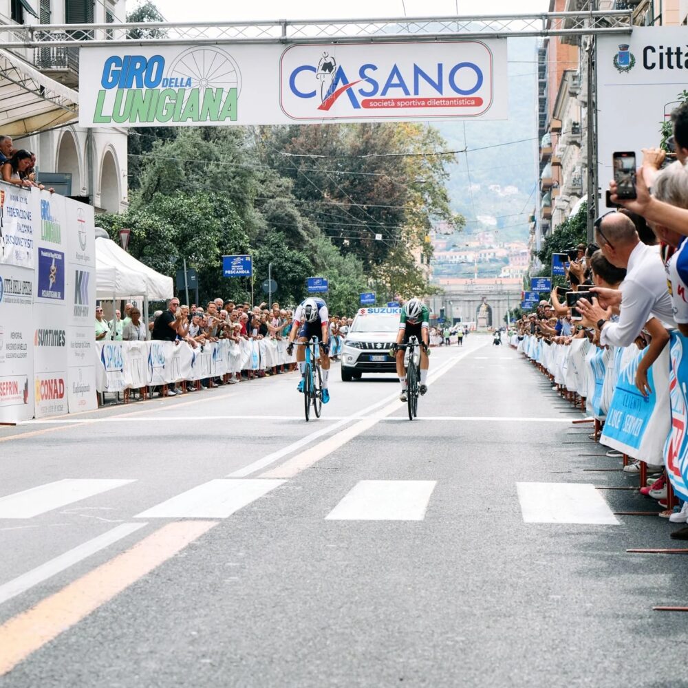 de330592-a459-4f96-beb9-c3c20a2a3050