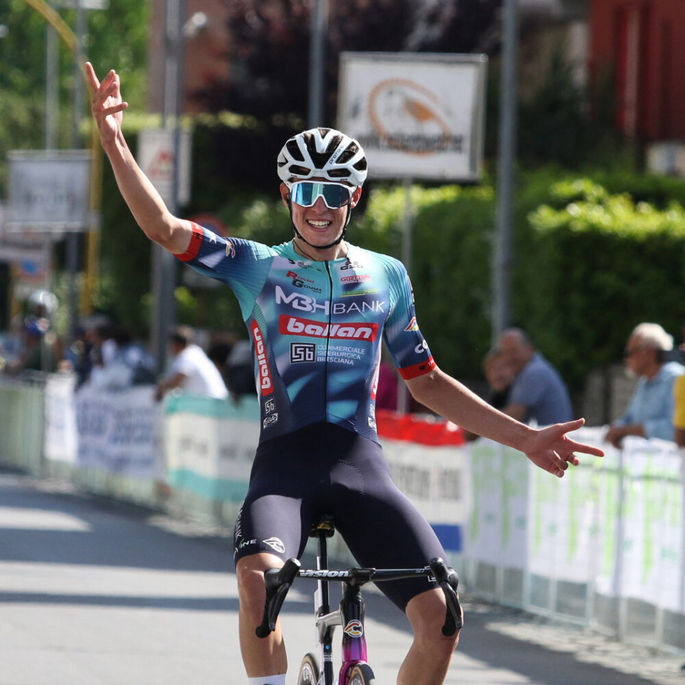 L'arrivo di Leonardo Vesco (Foto V. Pagni)