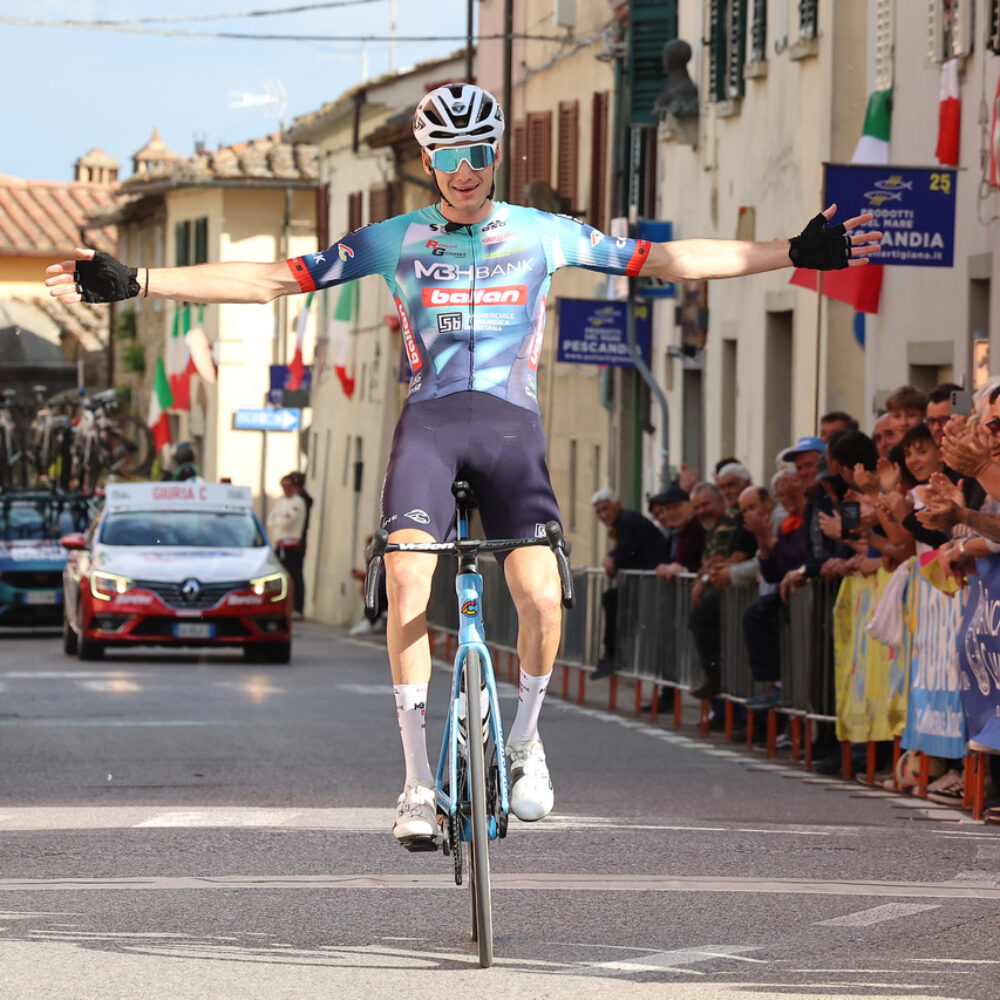 L'arrivo di Matteo Ambrosini (Foto Angela Faggion) L'arrivo di Matteo Ambrosini (Foto Angela Faggion)