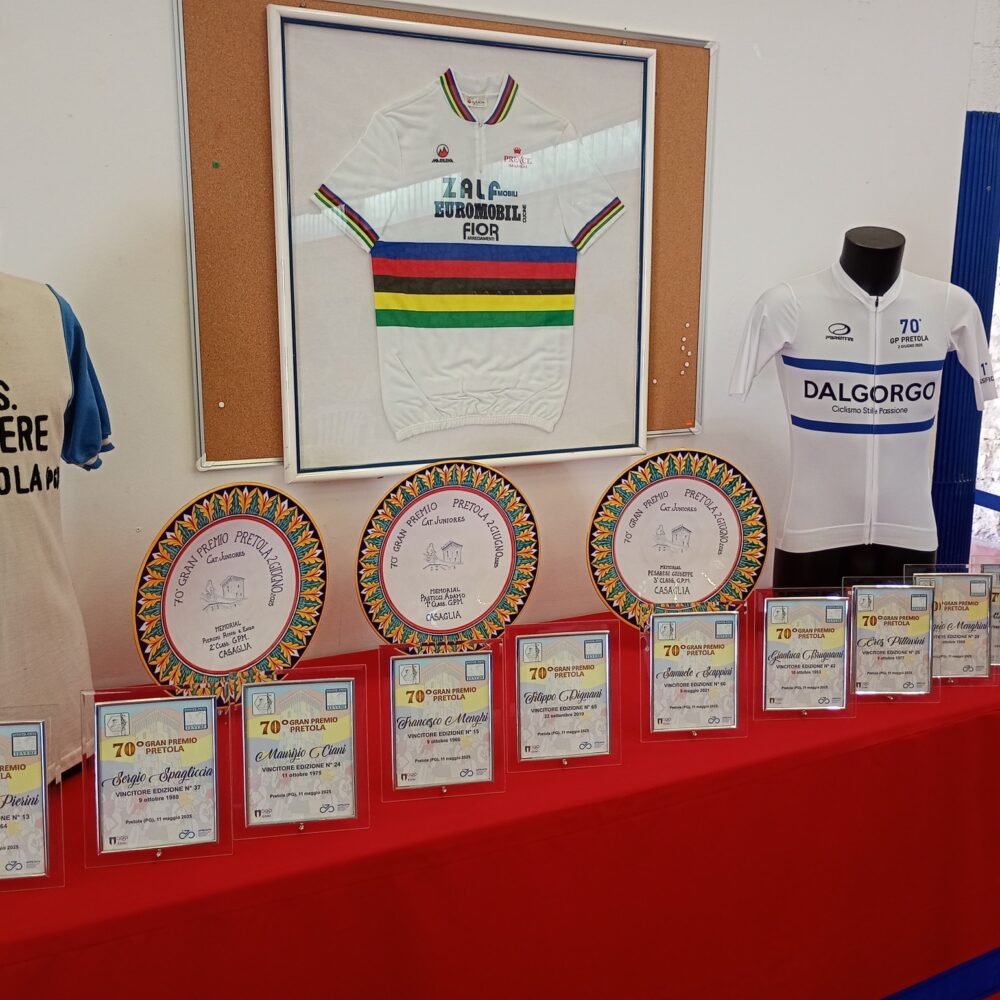 Premi ex vincitori + maglia campione del mondo Mirco Gualdi