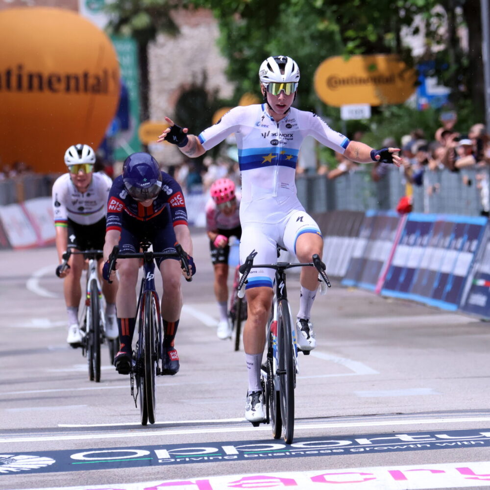 294A006308 07 2025 Vezza d'Oglio Trento Photo Credit Photobicicailotto