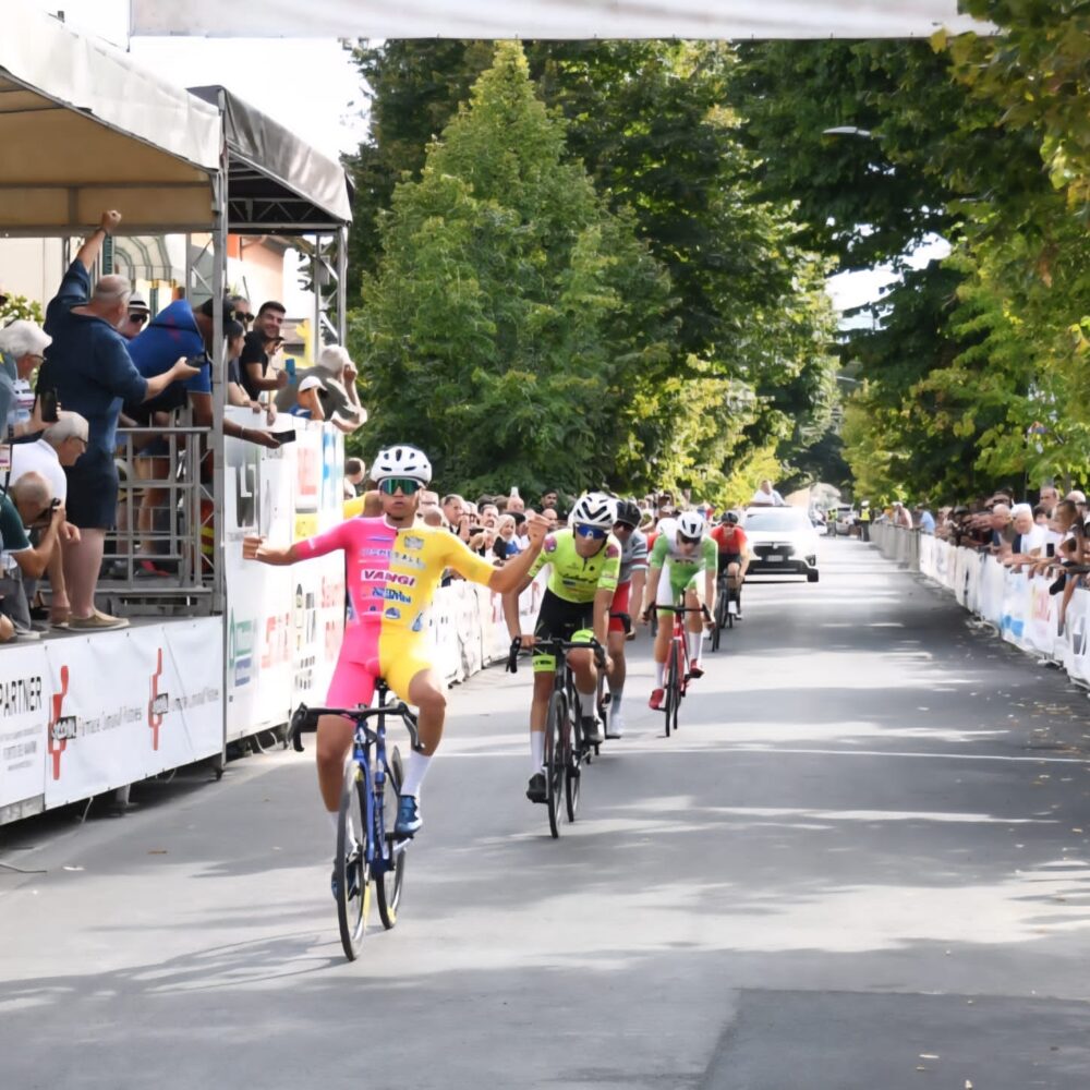 La vittoria di Dell'Olio nella Coppa Diddi (Foto Fruzzetti)