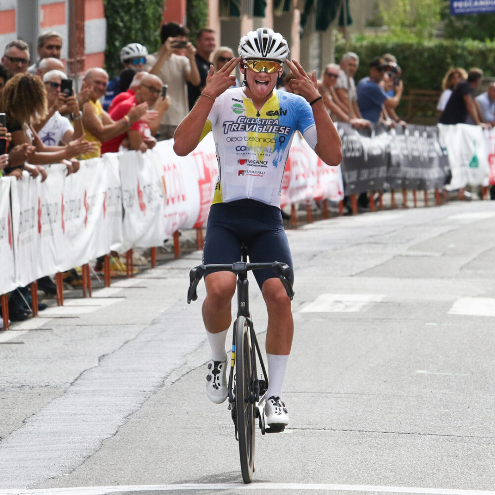 La vittoria di Mattia Agostinacchio (Foto V. Pagni)