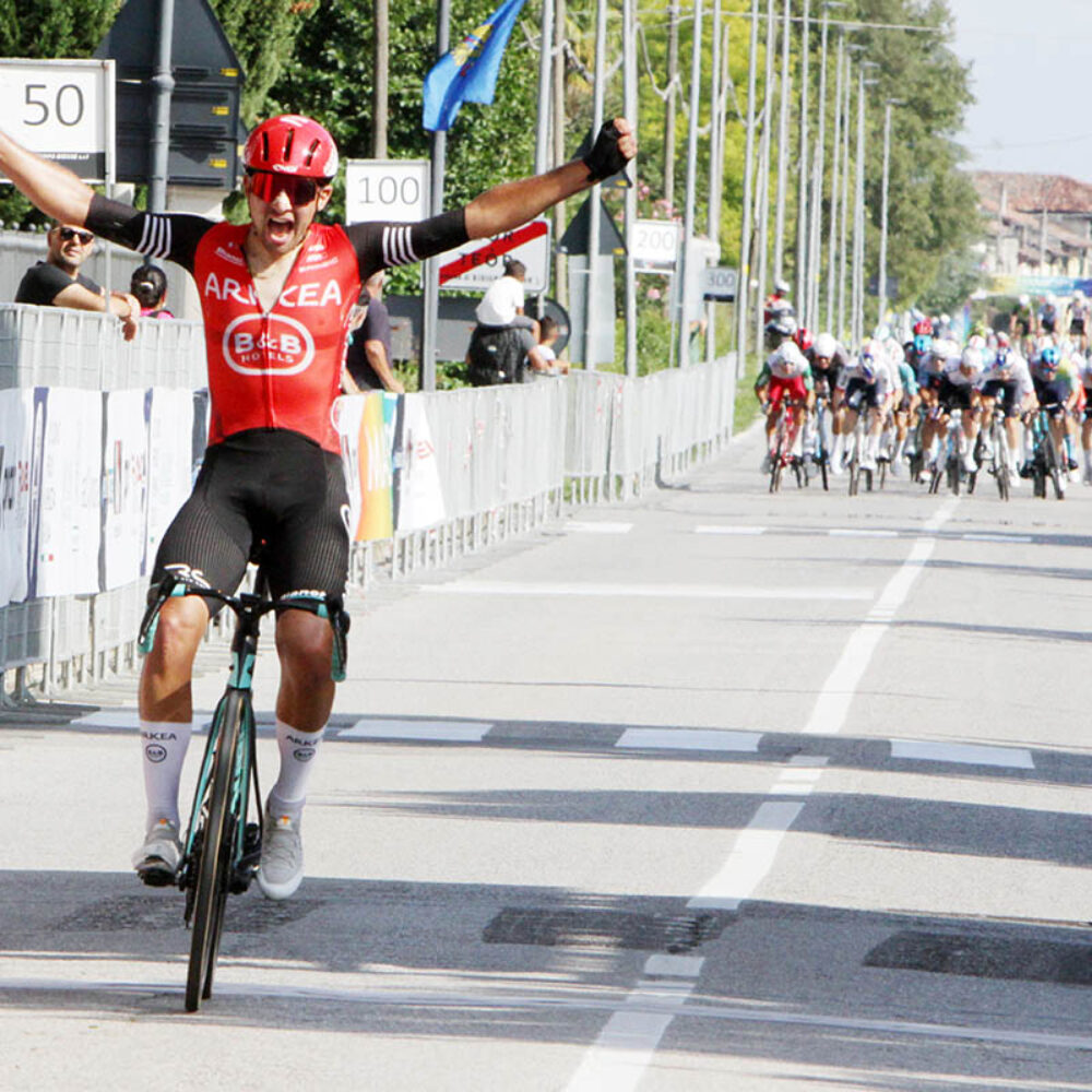 arrivo milesi tappa 2 Giro FVG
