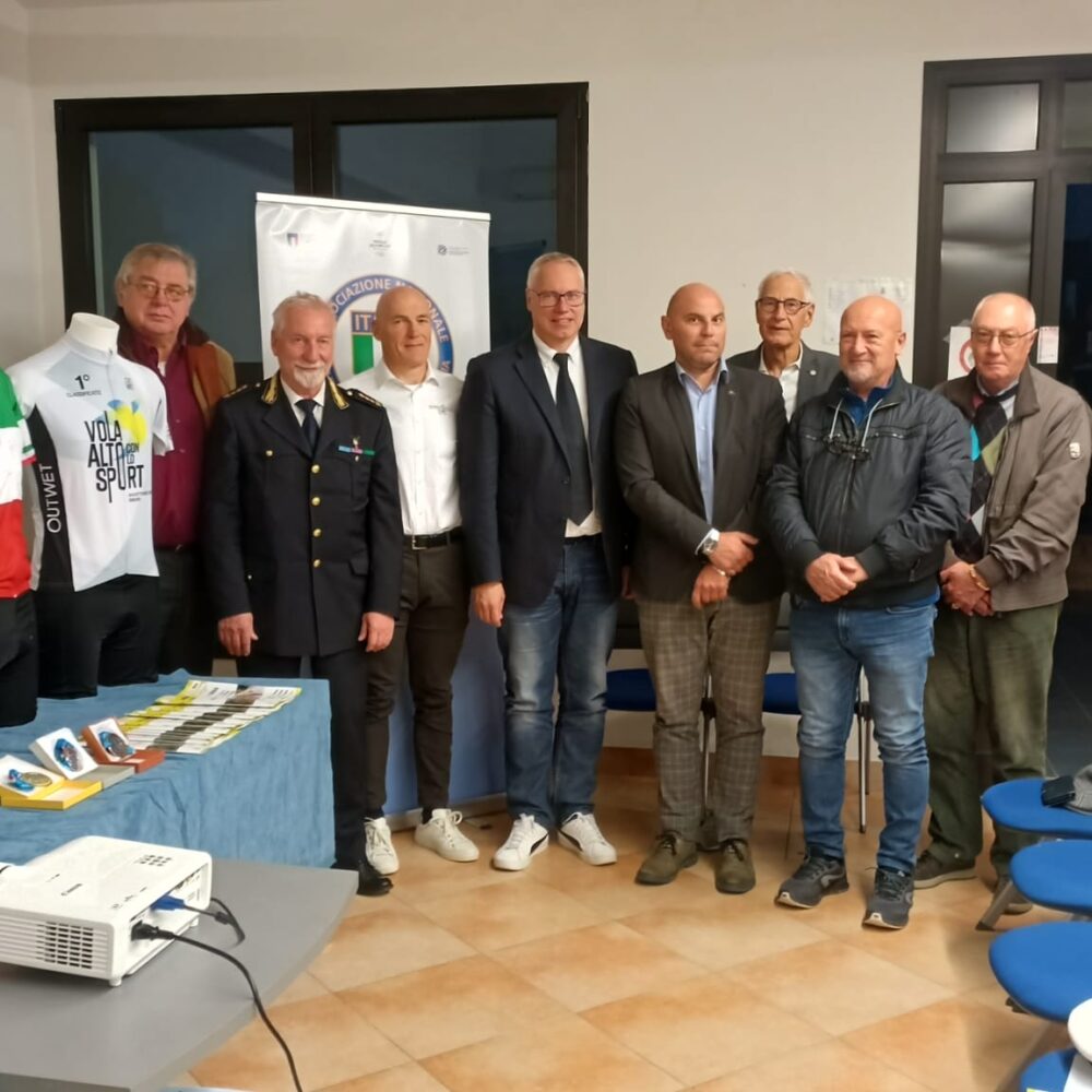Autorità_presentazione_tricolori_Ronchis
