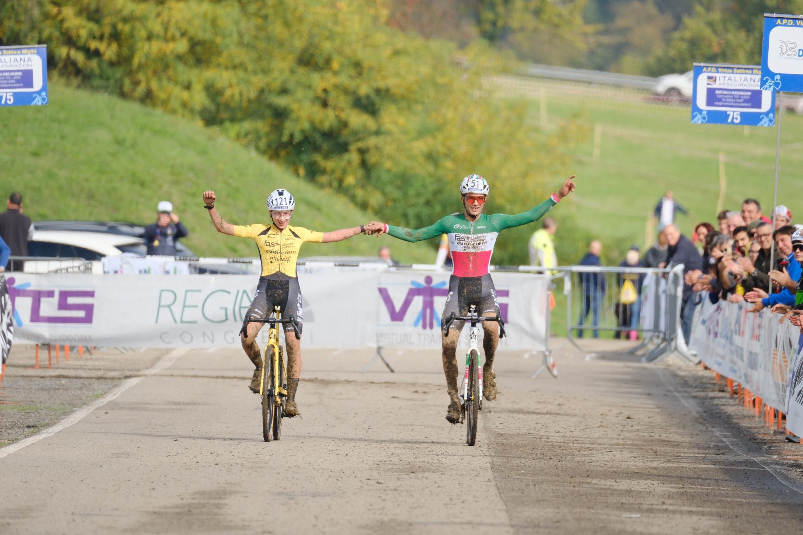 L’Autodromo del Mugello, noto anche come Mugello Circuit, ha ospitato sabato 1 novembre il 5° Trofeo Città di Firenze, manifestazione a carattere internazionale perfettamente allestita dalla Virtus Settimo Miglio con in cabina di regia Paolo Traversi. Percorso come ogni anno spettacolare e impegnativo, reso ancora più selettivo dal fango a causa delle piogge cadute nelle…