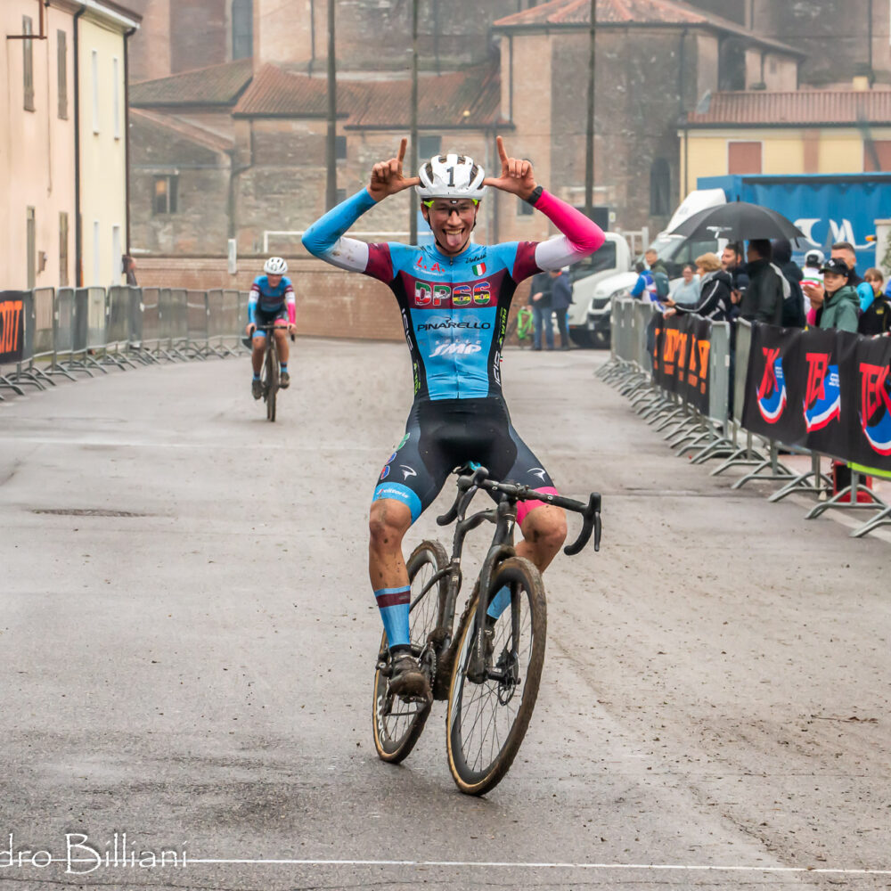 RoverchiaraCX25_PressPills-118