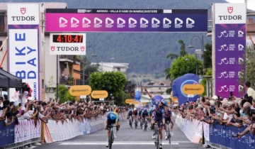 Giro Next Gen – Fuga e maglia rosa per Schoofs