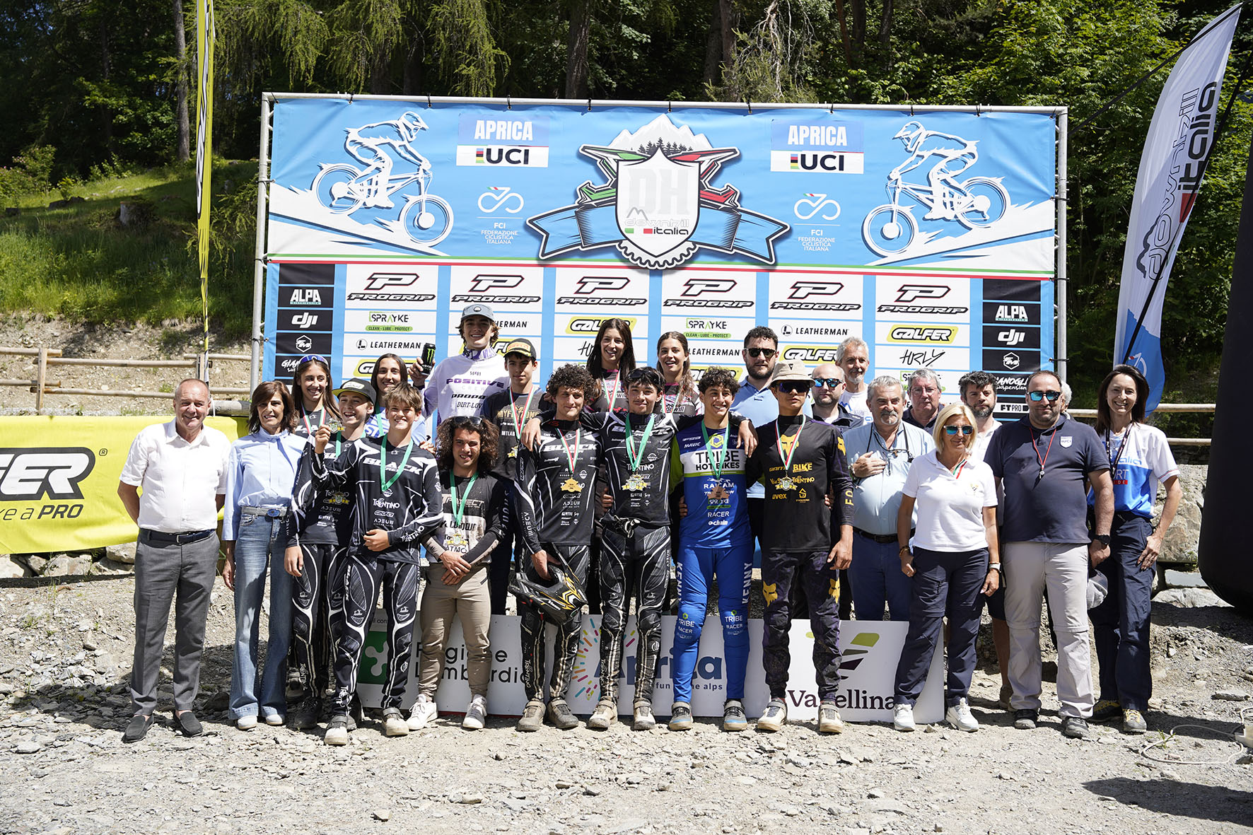 Aprica (Sondrio) – Un evento atteso sia perché è la prima volta che in Italia si corre un torneo di questo tipo, ma anche perché la prova era valida come seconda gara della Coppa Italia 2026; un challenge il cui regolamento è stato approvato dall’UCI oltre che dalla FCI, che si è disputato sul bellissimo…