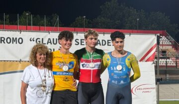 Ghirelli infrange il record della pista nel giorno del suo 18° compleanno
