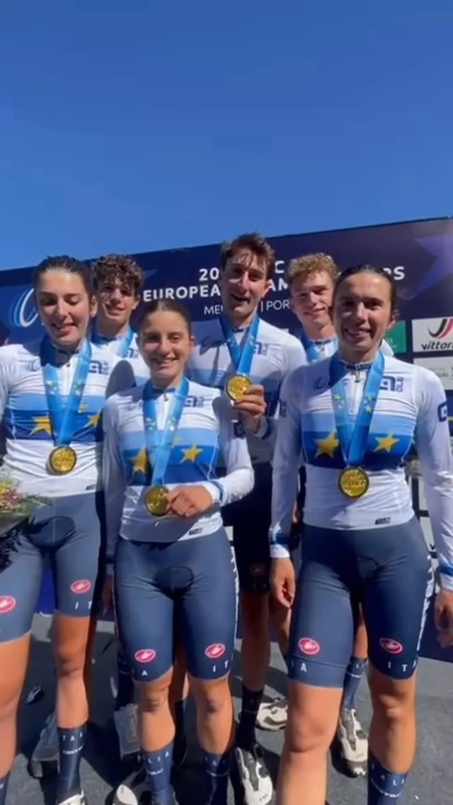 🥇 ORO EUROPEO! 
L’Italia è campione d’Europa nel Team Relay MTB! 🇮🇹

#nazionaleciclismo🇮🇹 #fci #uec #teamrelay