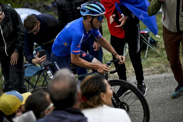 Europei Strada 2025 | L’Italia chiude con 6 medaglie, 4^ nel medagliere. Nella prova finale, vinta dal ‘solito’ Pogacar grande prova di Scaroni (4°) e di tutta la Nazionale guidata da Marco Villa 👏🏻💙🔥 📸 @sprintcycling #nazionaleciclismo🇮🇹 #uec