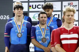MONDIALI PISTA SHAGHAI // 🥈 ARGENTO per il quartetto maschile 🚴‍♂️🚴‍♂️🚴‍♂️🚴‍♂️💨
📸 @sprintcycling / @swpix_cycling